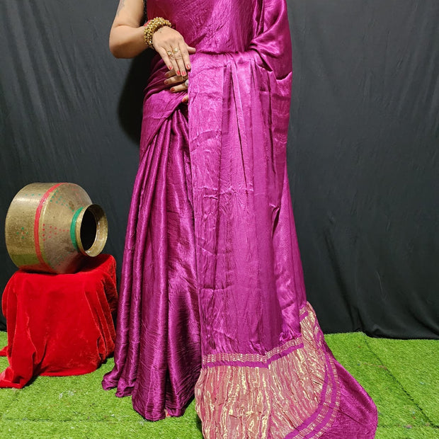 Modal Silk Plain Dye Saree With Zari Pallu