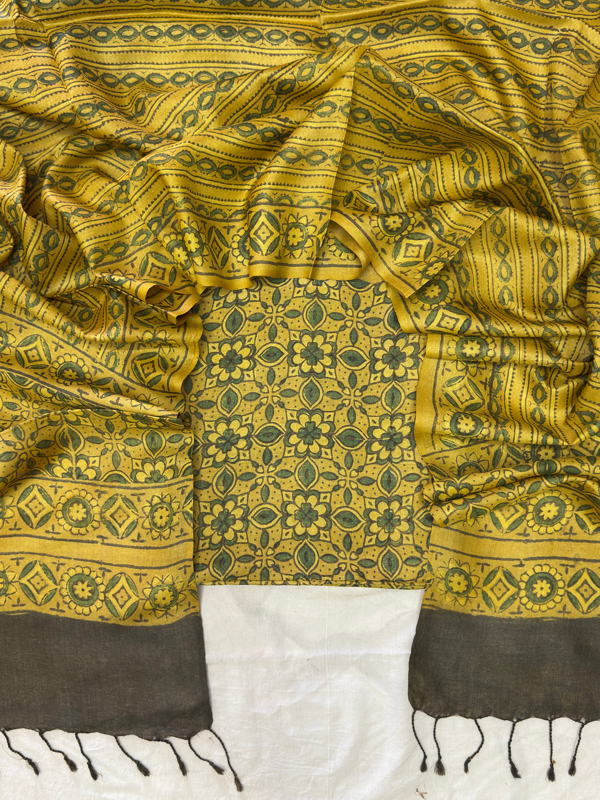 Handloom Pure Tussar Silk Ajrakh Natural Dye 2-Piece Suit Set – Exclusive Collection