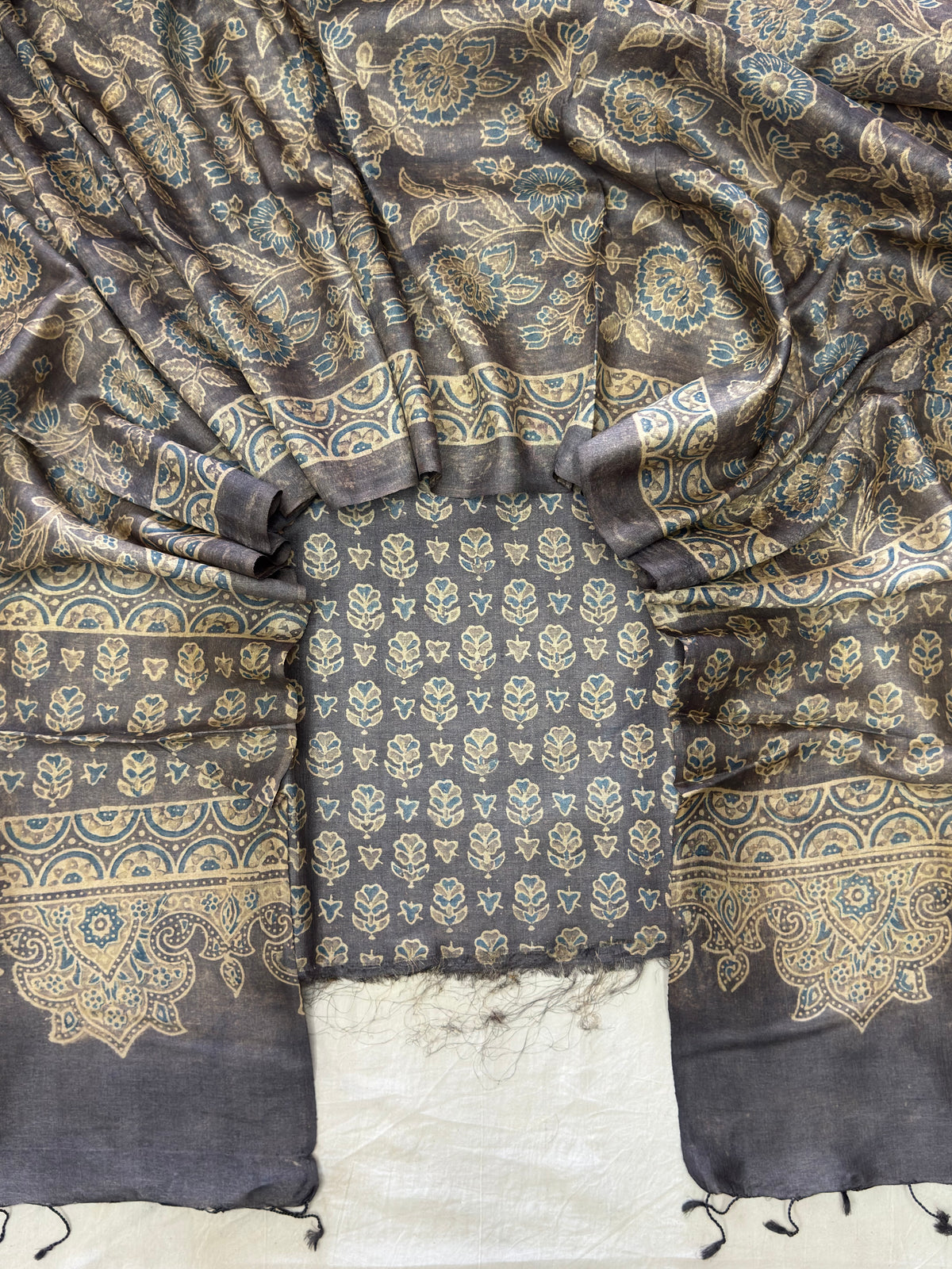 Handloom Pure Tussar Silk Ajrakh Natural Dye 2-Piece Suit Set – Exclusive Collection