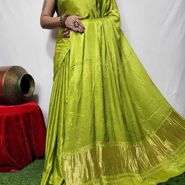Modal Silk Plain Dye Saree With Zari Pallu