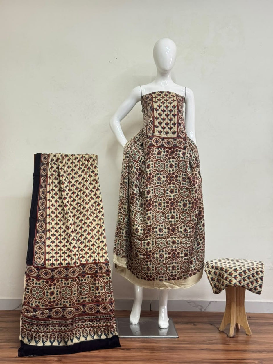 Havi Pure Modal Silk Ajrakh Natural Dye 3-Piece Suit 17 - The Ajrakh Studio