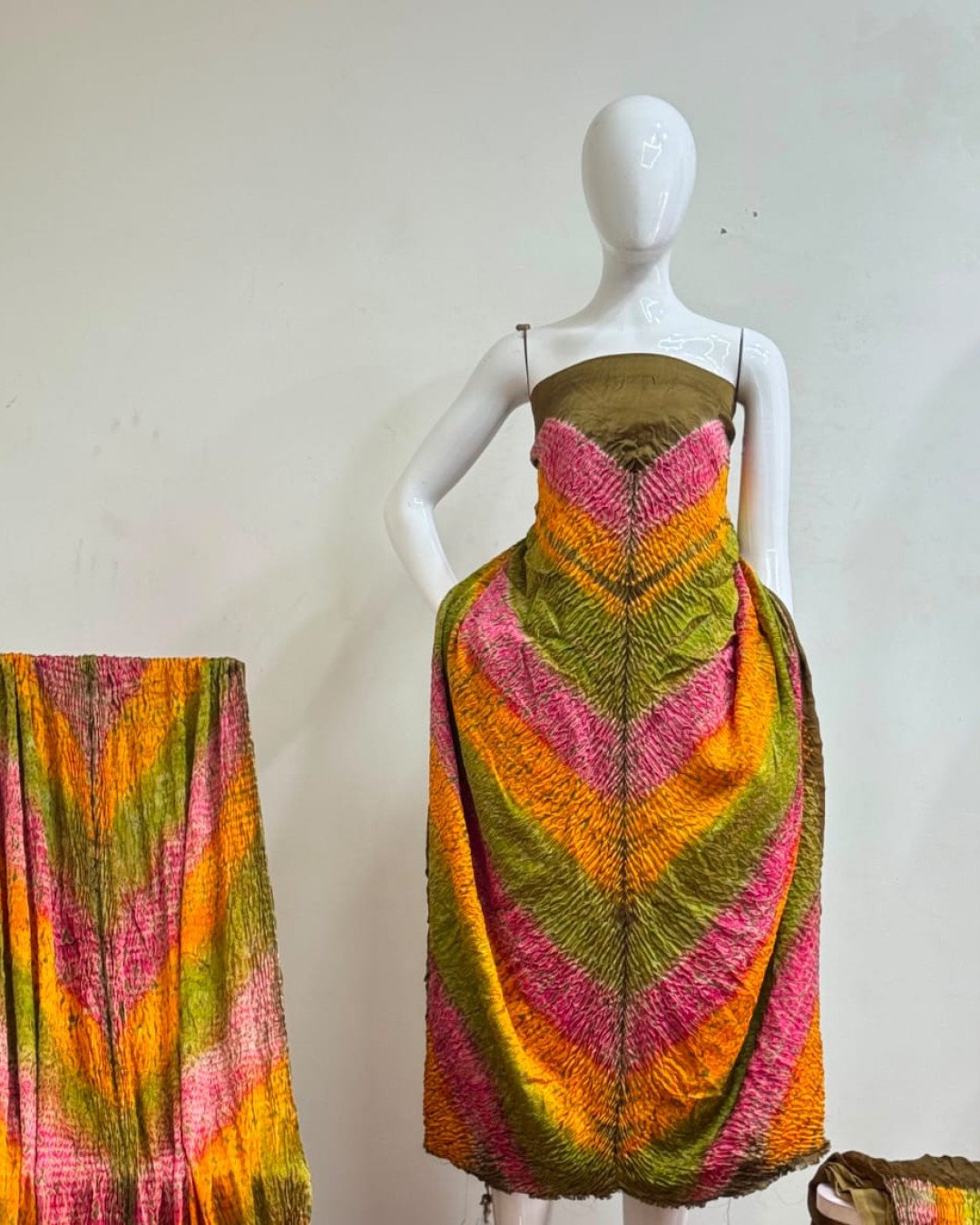 TAS Auto Crop Upper - Modal Silk Multi Shibori Neck Daman Patta Zari Pallu Suit 05