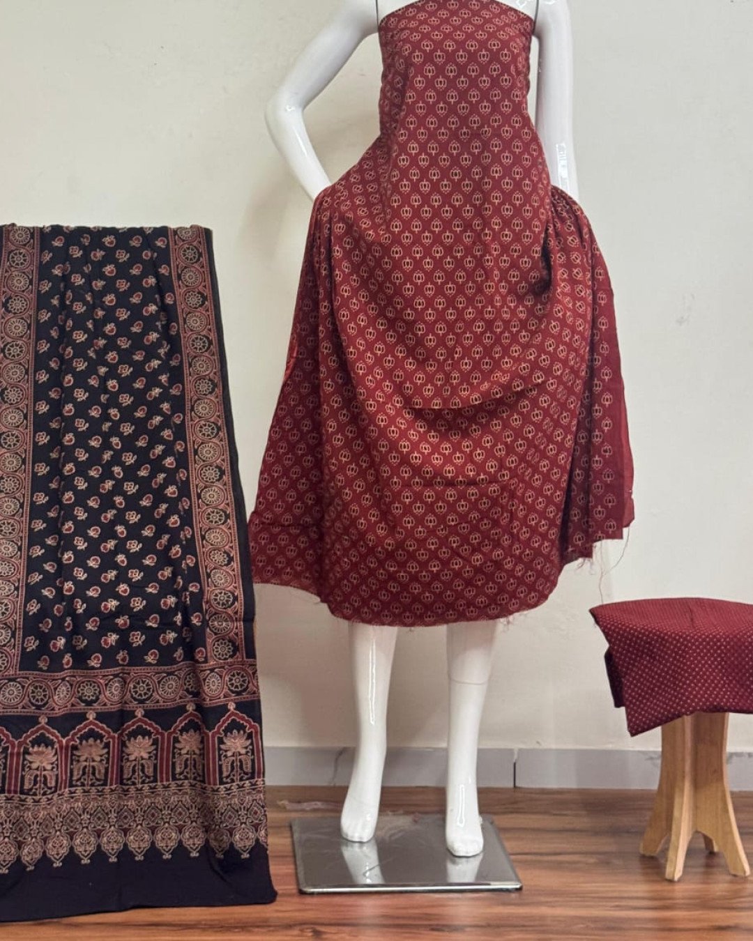TAS Auto Crop Lower - Pure Cotton Ajrakh Screen Print Natural Dye 3-Piece Suit 17
