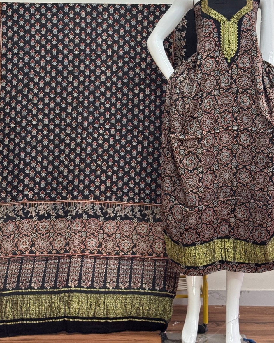 TAS Auto Crop Lower - Premium Modal Silk Nakshi Zari Top & Dupatta 2-Piece Set 04