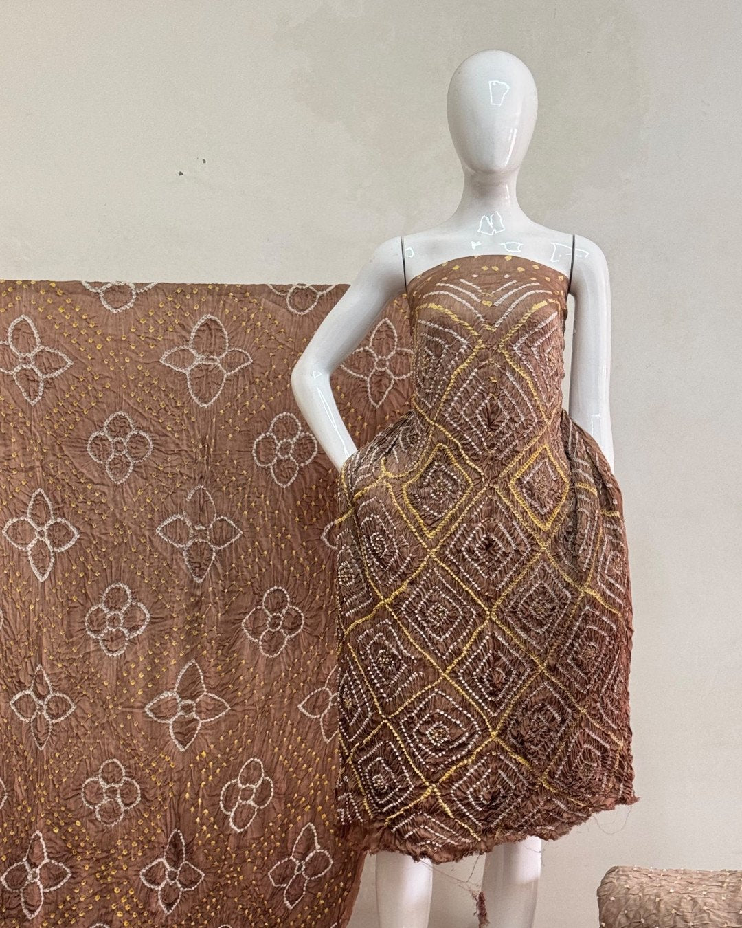 TAS Auto Crop Upper - Premium Modal Silk Shaded Bandhani Fancy 3-Piece Suit 121