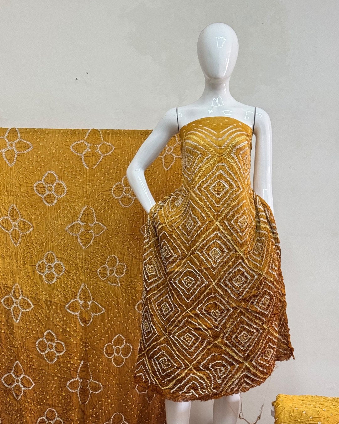 TAS Auto Crop Upper - Premium Modal Silk Shaded Bandhani Fancy 3-Piece Suit 123