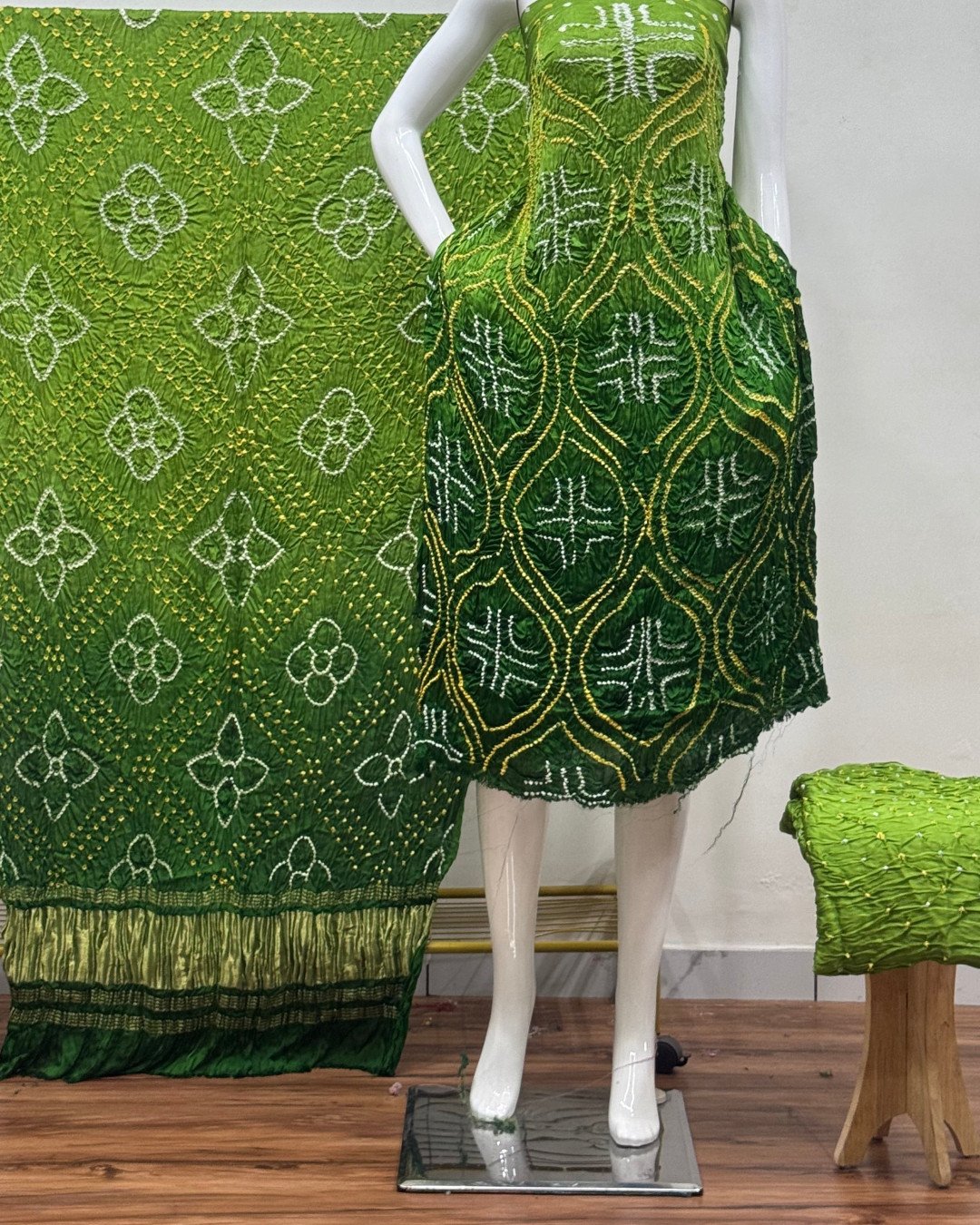 TAS Auto Crop Lower - Premium Modal Silk Shaded Bandhani Fancy 3-Piece Suit 145