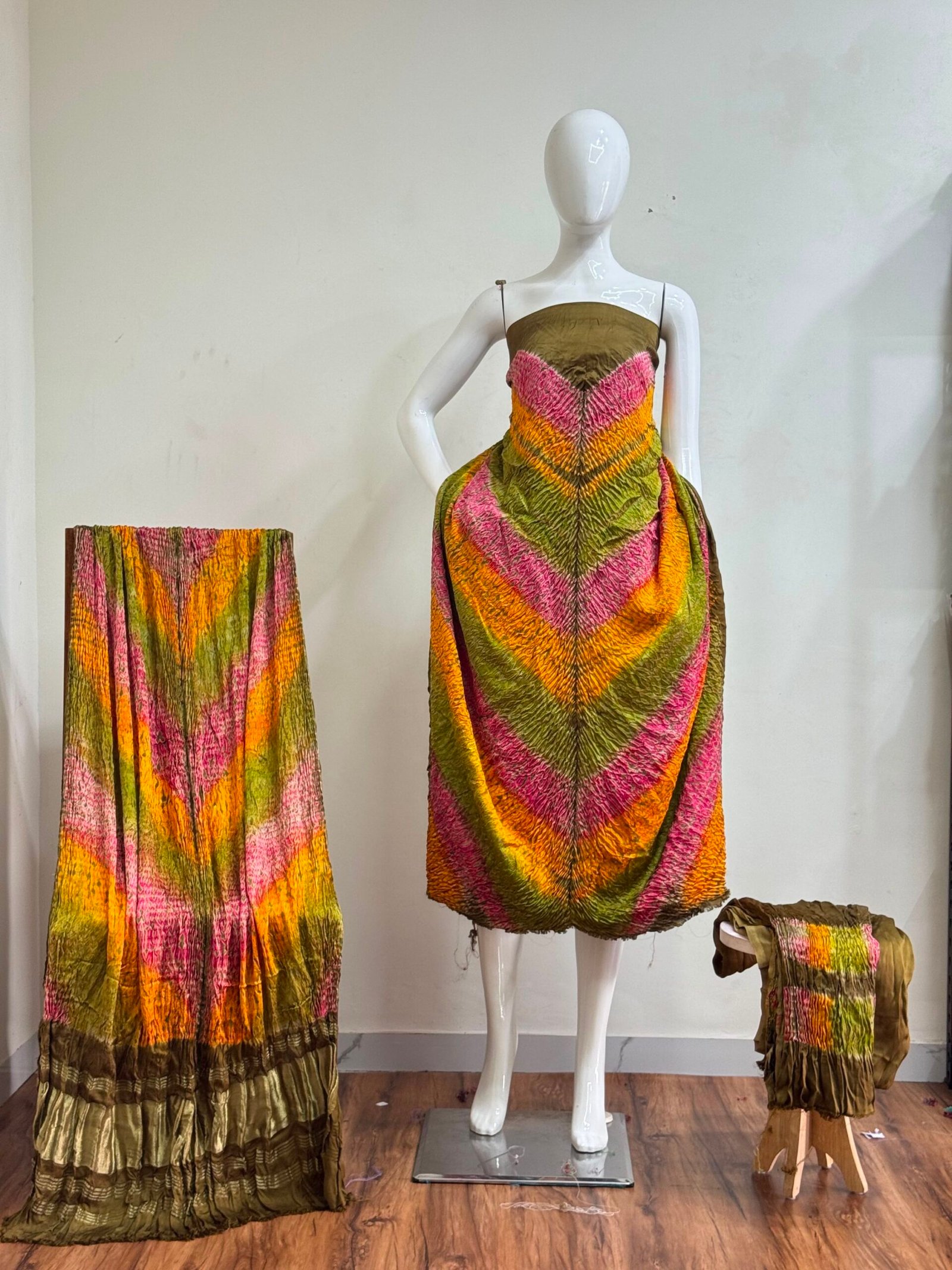 1330794.jpg Shiori Suit – Modal Silk Multi Color Shibori & Bandhani 01 - Image 1