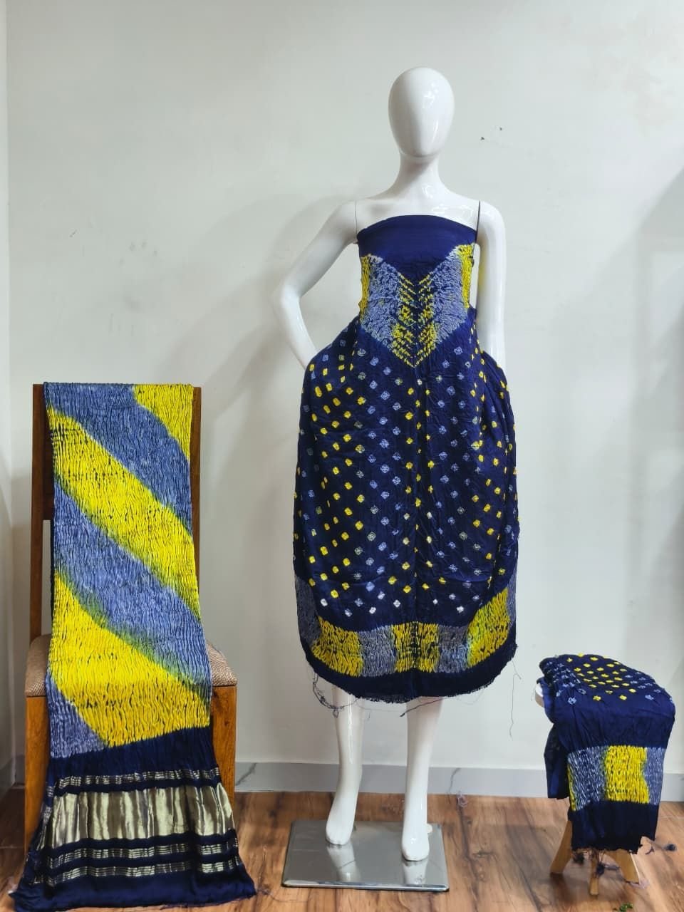 1507685.jpg Shiori Suit – Modal Silk Multi Color Shibori & Bandhani 20 - Image 1