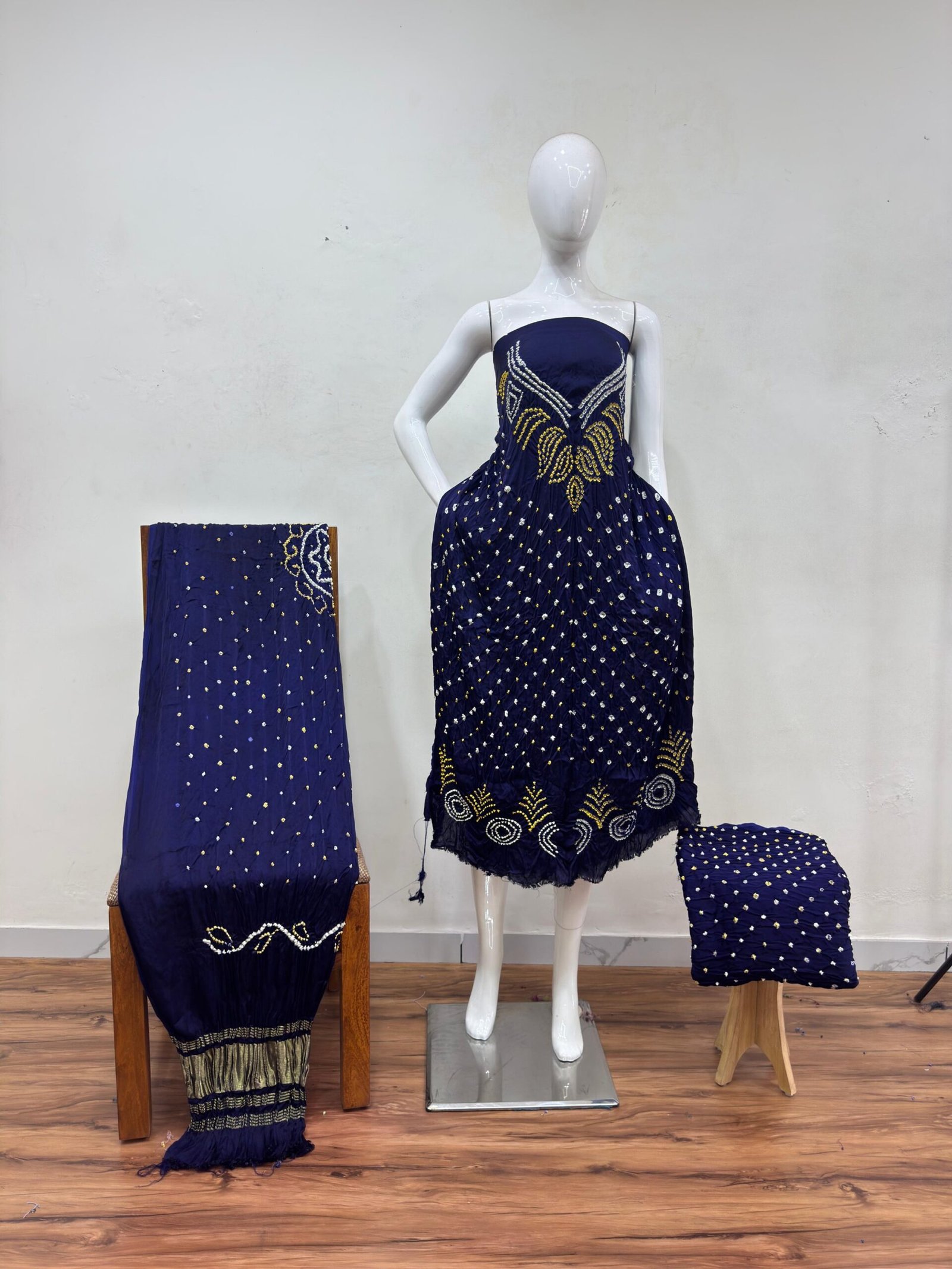 1508945.jpg Shiori Suit – Double Color Shibori & Bandhani 01 - Image 1